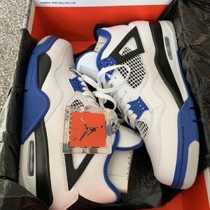 Motorsport Retro 4s
